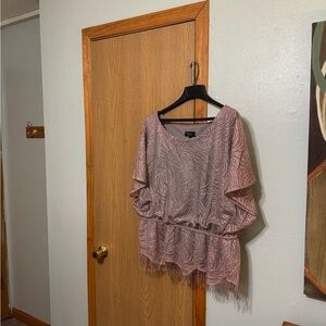 Dressbarn "Collection" Size 3X Mauve w/Dolman Sleeves & Fringe Bottom Blouse